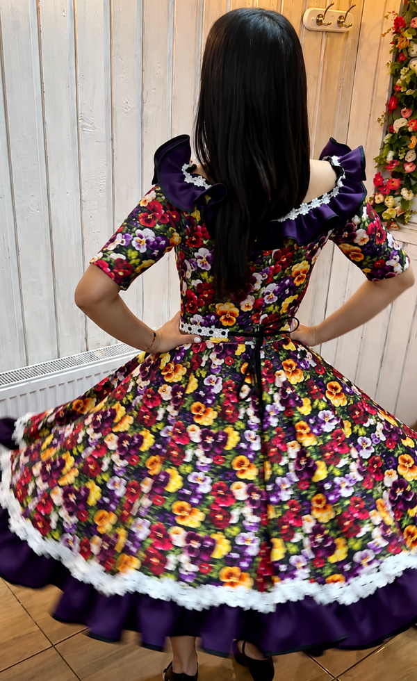 Vestido de china huasa,sofia pensamientos vuelos moradados