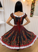 Vestido de china huasa Fantasia , degrade rojo escote macrame 3d blanco
