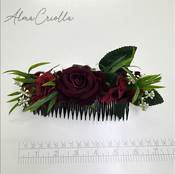Tocado Rosas Burdeo con peineta 18cm