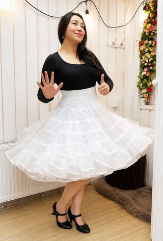 Falso folklorico BLANCO, 6 capas