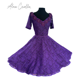Vestido gala folklorica encaje morado