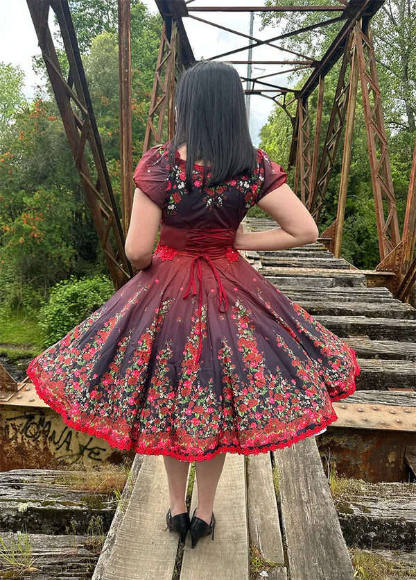 Vestido china huasa degrade rojo italiano macrame estrella