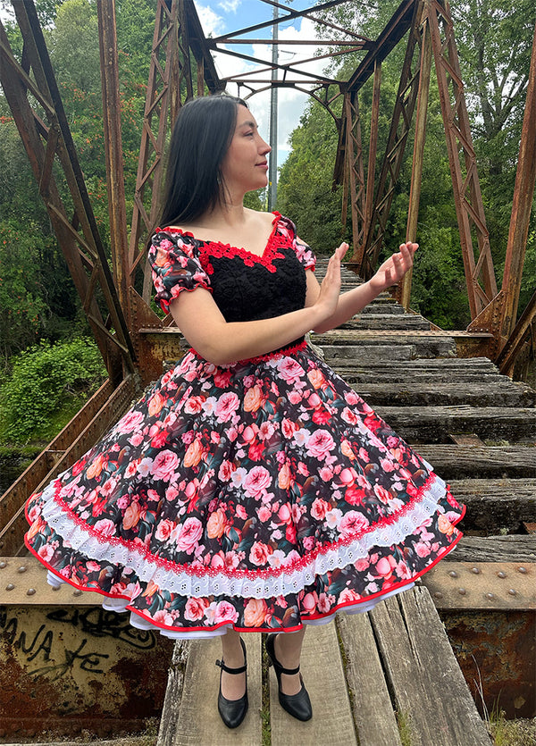 Vestido china huasa fantasia cuerpo encaje negro rojo