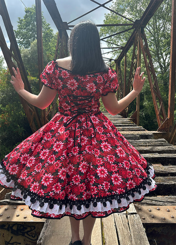 Vestido china huasa dalias y rosas