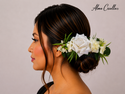 Tocado rosas blancas con peineta  18cm