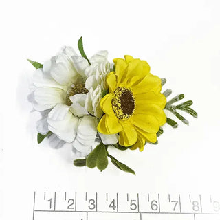 Tocado con pinza 8cm margarita