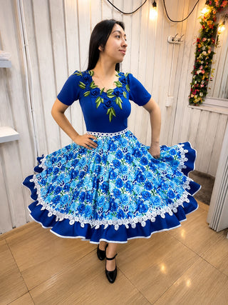 Vestido China Huasa rosas azules ,escote 3D , Sofia