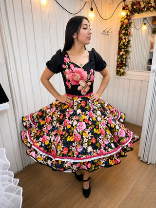Vestido de China huasa fantasia aplicacion bordada rosado negro exclusivo talla38