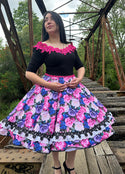 Vestido china huasa floral fucsia cuerpo negro sofia