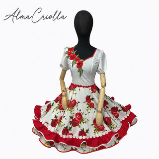 Vestido de china huasa blanco aplicaciones rojas